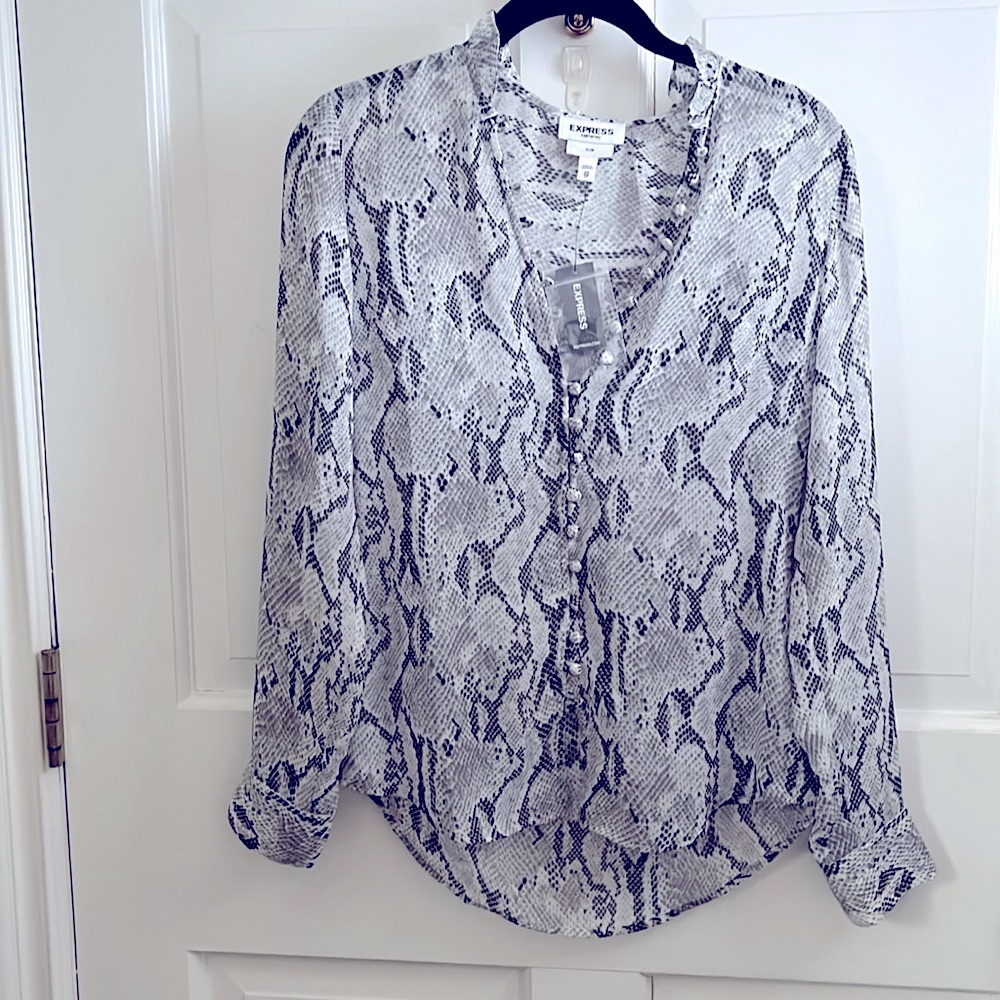 Beautiful Feminine Express Snake Print Blouse